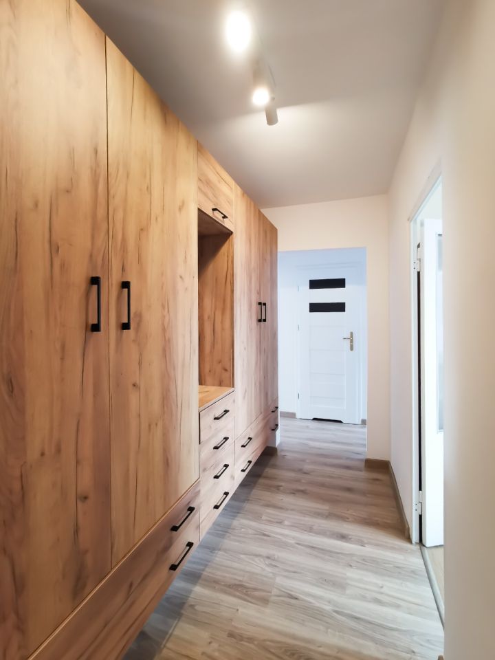 Mieszkanie 2-pokojowe Częstochowa Tysiąclecie, al. Aleja Armii Krajowej. Zdjęcie 2