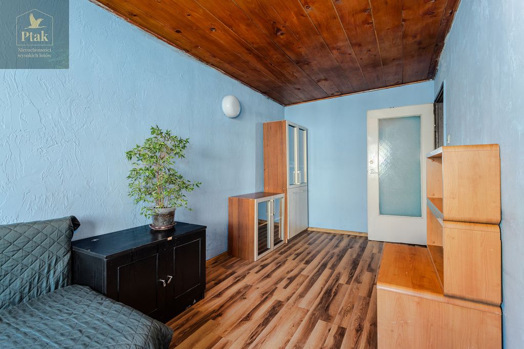 dom wolnostojący, 5 pokoi Tulce. Zdjęcie 11