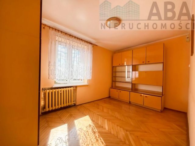 dom wolnostojący, 4 pokoje Dobre, ul. Powstańców. Zdjęcie 1