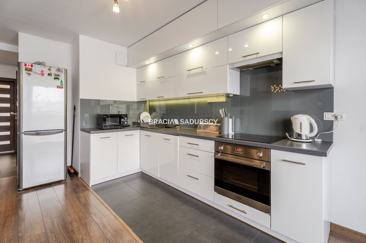 Mieszkanie 2-pokojowe Kraków Swoszowice, ul. Macieja Dębskiego. Zdjęcie 2