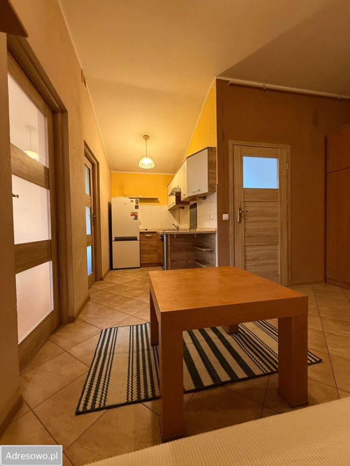 Mieszkanie 3-pokojowe Częstochowa Centrum, al. Aleja Wolności. Zdjęcie 11