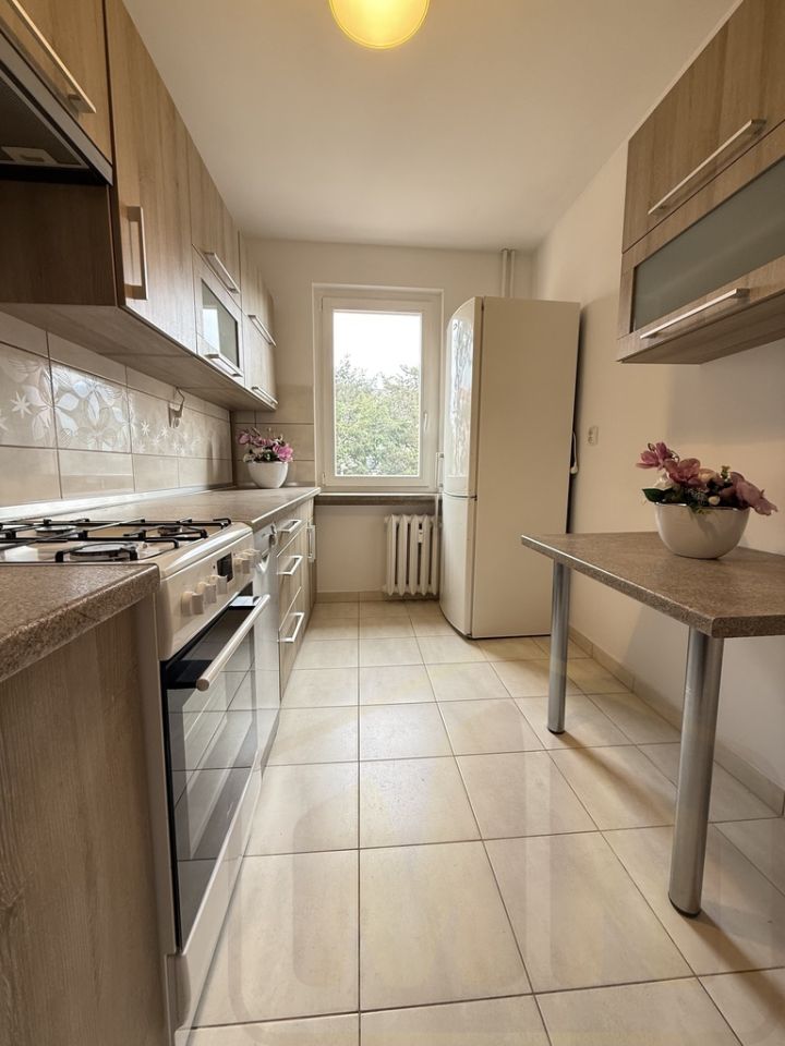 Mieszkanie 3-pokojowe Leszno, ul. Bułgarska. Zdjęcie 3