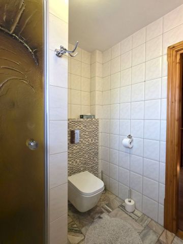 dom wolnostojący, 7 pokoi Besko. Zdjęcie 26
