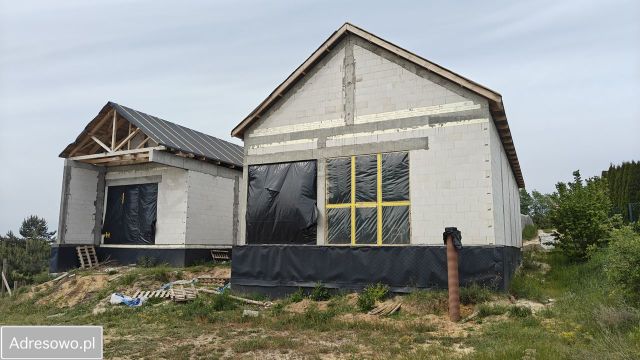 dom wolnostojący, 4 pokoje Biskupice, ul. Olsztyńska. Zdjęcie 1