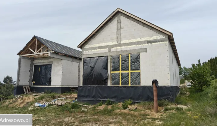 dom wolnostojący, 4 pokoje Biskupice, ul. Olsztyńska