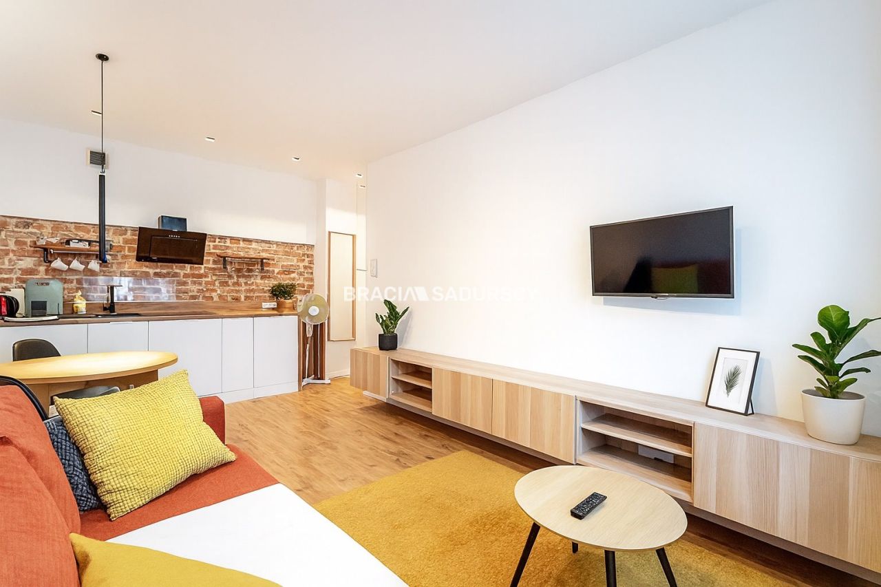 Mieszkanie 2-pokojowe Kraków Nowa Huta, os. Urocze. Zdjęcie 3