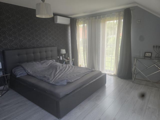 dom wolnostojący, 5 pokoi Bądzów. Zdjęcie 8