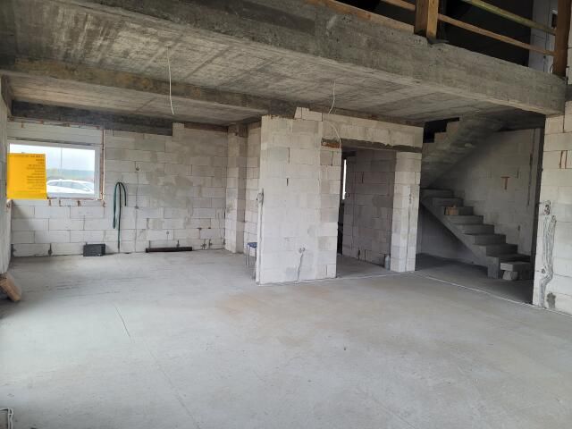 dom wolnostojący, 5 pokoi Czerwone. Zdjęcie 14