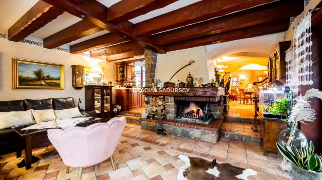 dworek, 8 pokoi Balin, ul. Gwardzistów. Zdjęcie 5