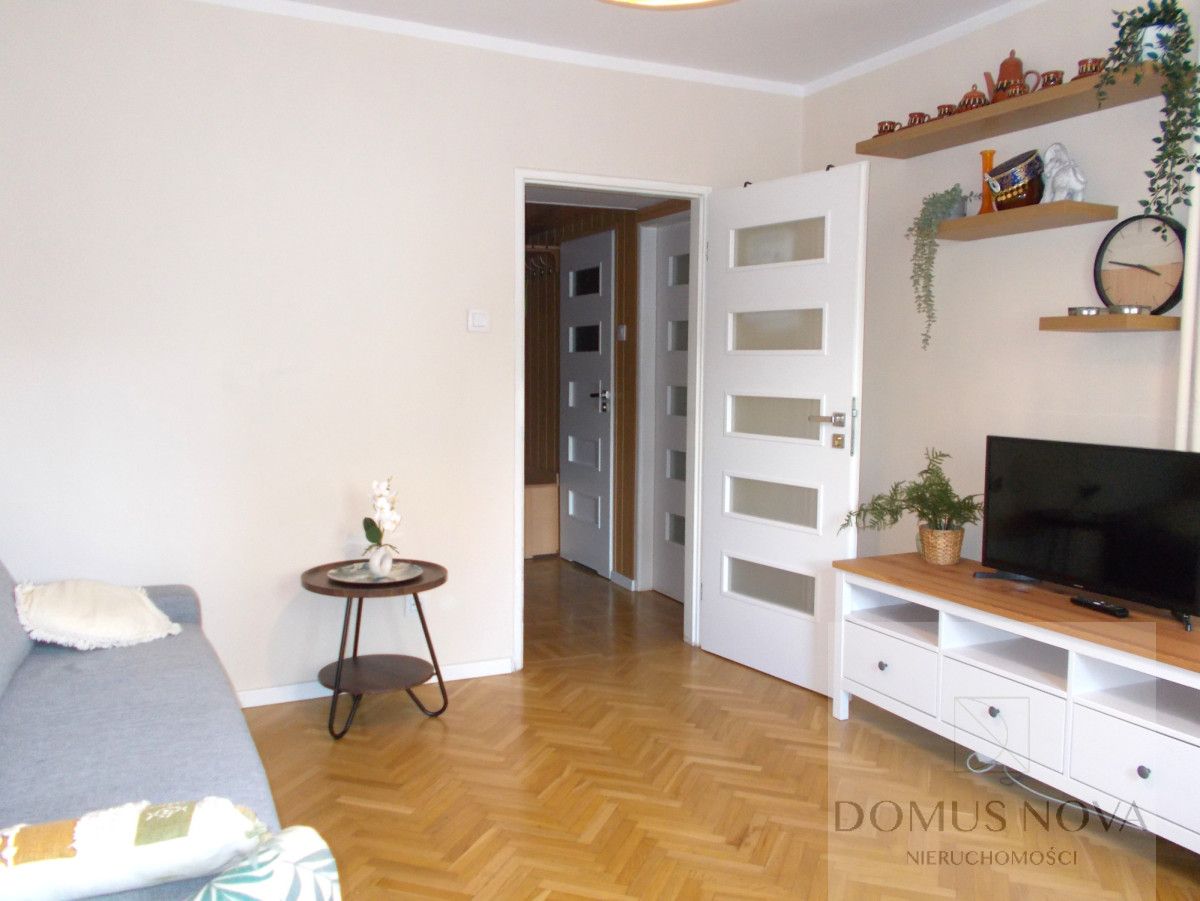 Mieszkanie 2-pokojowe Warszawa Śródmieście, ul. Chmielna. Zdjęcie 3