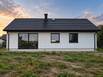 dom wolnostojący, 4 pokoje Niedrzwica Duża. Zdjęcie 1