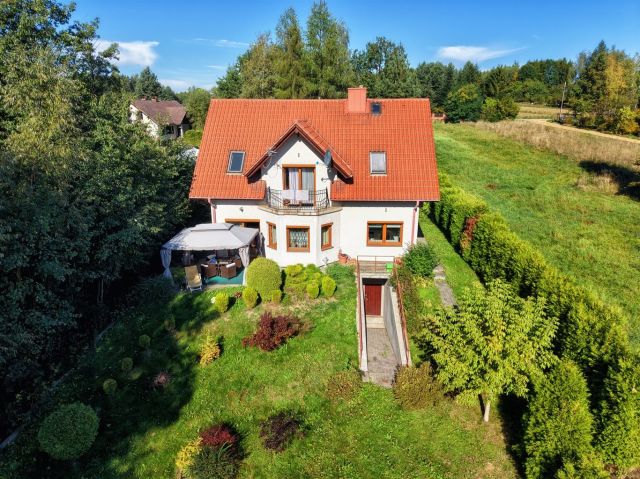 dom, 4 pokoje Chocznia. Zdjęcie 24