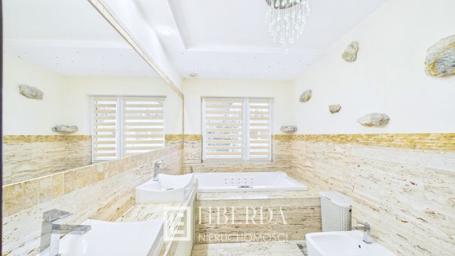 dom wolnostojący, 4 pokoje Motycz. Zdjęcie 9