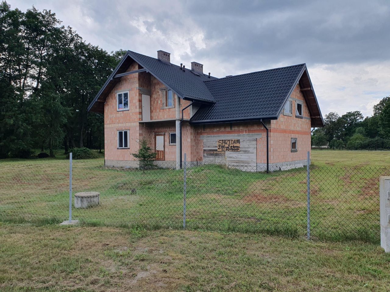 dom wolnostojący, 5 pokoi Podbiel Rosłońce, ul. Główna. Zdjęcie 1
