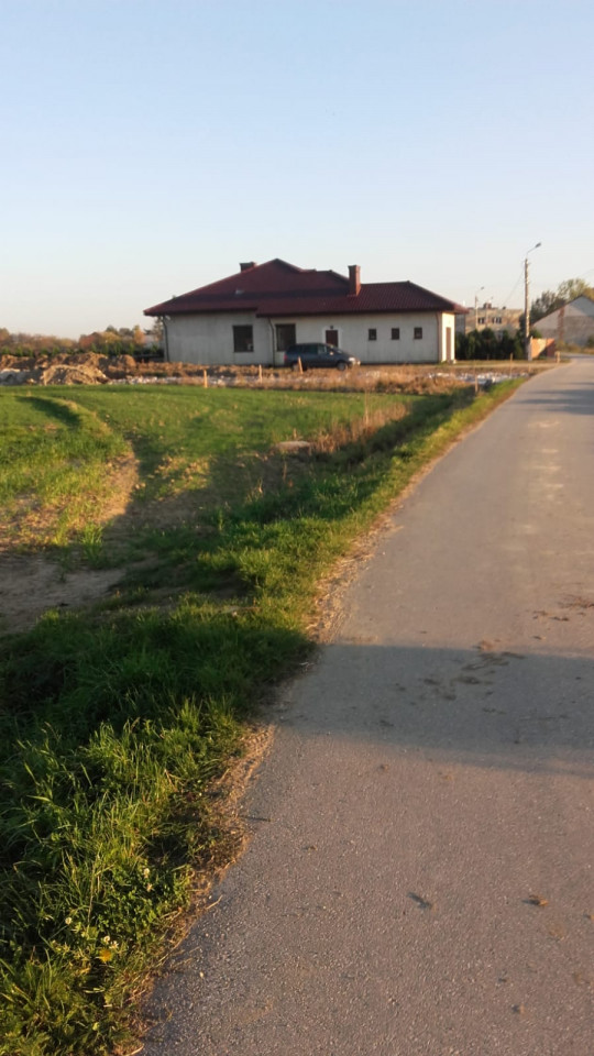 Działka rolno-budowlana Podleszany. Zdjęcie 4