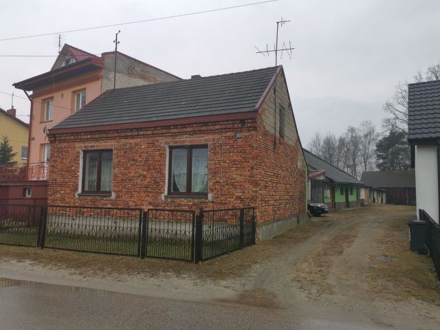 dom wolnostojący, 4 pokoje Kielce, ul. Batalionów Chłopskich. Zdjęcie 1