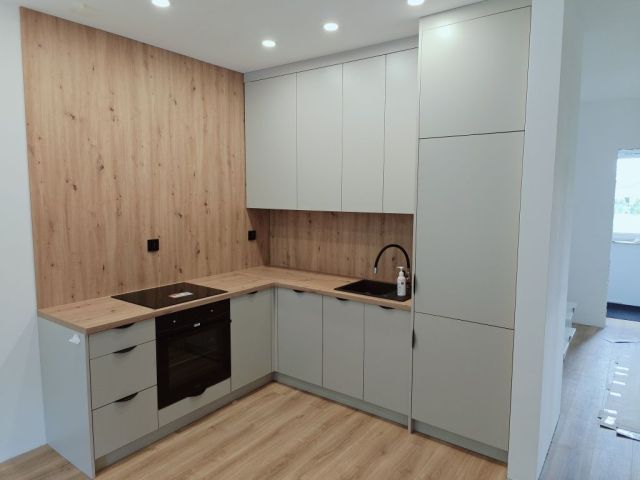 Mieszkanie 3-pokojowe Żory. Zdjęcie 1