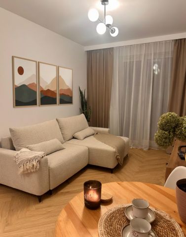 Mieszkanie 2-pokojowe Żyrardów Centrum, ul. Bielnikowa. Zdjęcie 1