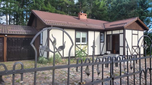 dom wolnostojący, 5 pokoi Bieszkowice. Zdjęcie 1