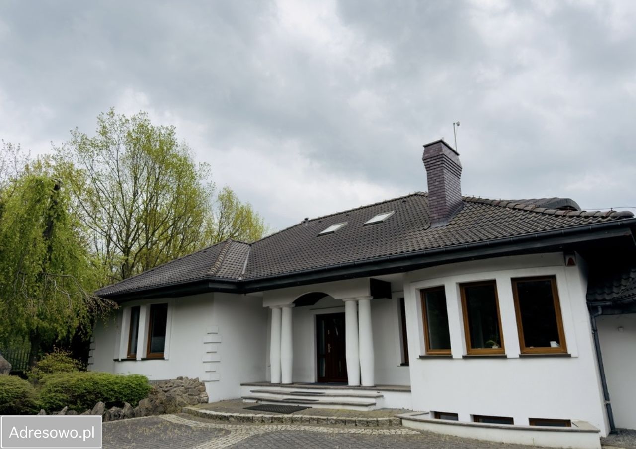 dom wolnostojący, 4 pokoje Częstochowa Mirów. Zdjęcie 1