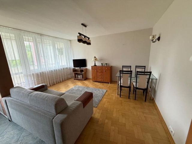 Mieszkanie 3-pokojowe Warszawa Bielany, ul. Pabla Nerudy. Zdjęcie 1