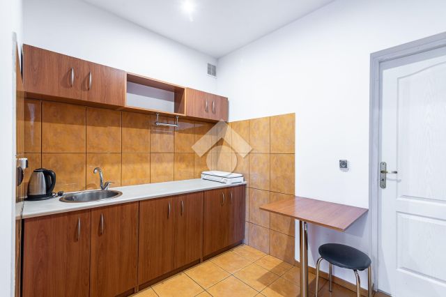 Lokal Kraków Podgórze Duchackie, ul. gen. Henryka Kamieńskiego. Zdjęcie 21