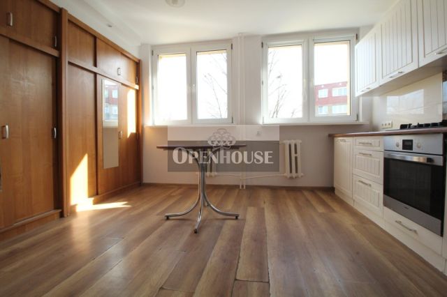 Mieszkanie 3-pokojowe Głogów, ul. Henryka Sienkiewicza. Zdjęcie 3