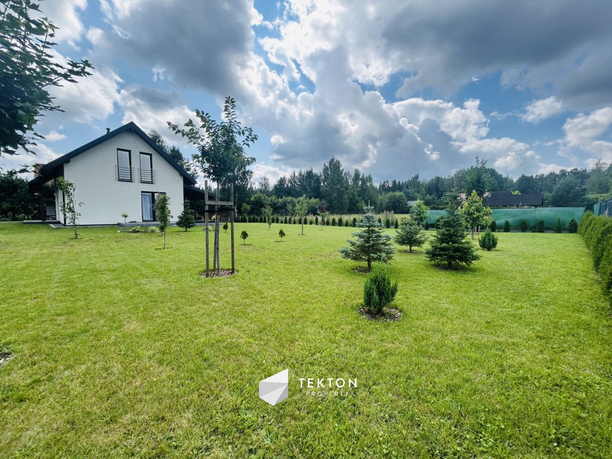 dom wolnostojący, 5 pokoi Winiec. Zdjęcie 7