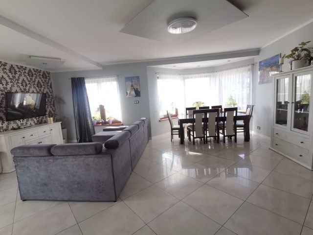 dom wolnostojący, 5 pokoi Sedranki. Zdjęcie 1