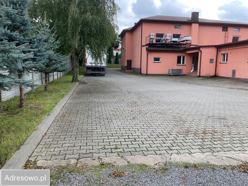 Nieruchomość komercyjna Poręba. Zdjęcie 4