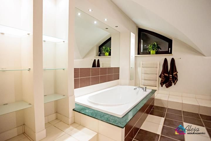 dom wolnostojący, 5 pokoi Częstochowa Północ, ul. Kochmańskiego. Zdjęcie 14