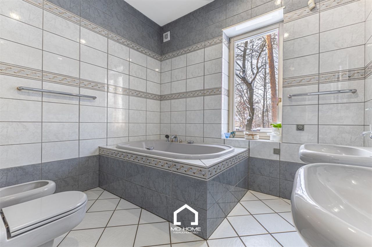 dom wolnostojący, 9 pokoi Konstancin-Jeziorna. Zdjęcie 17