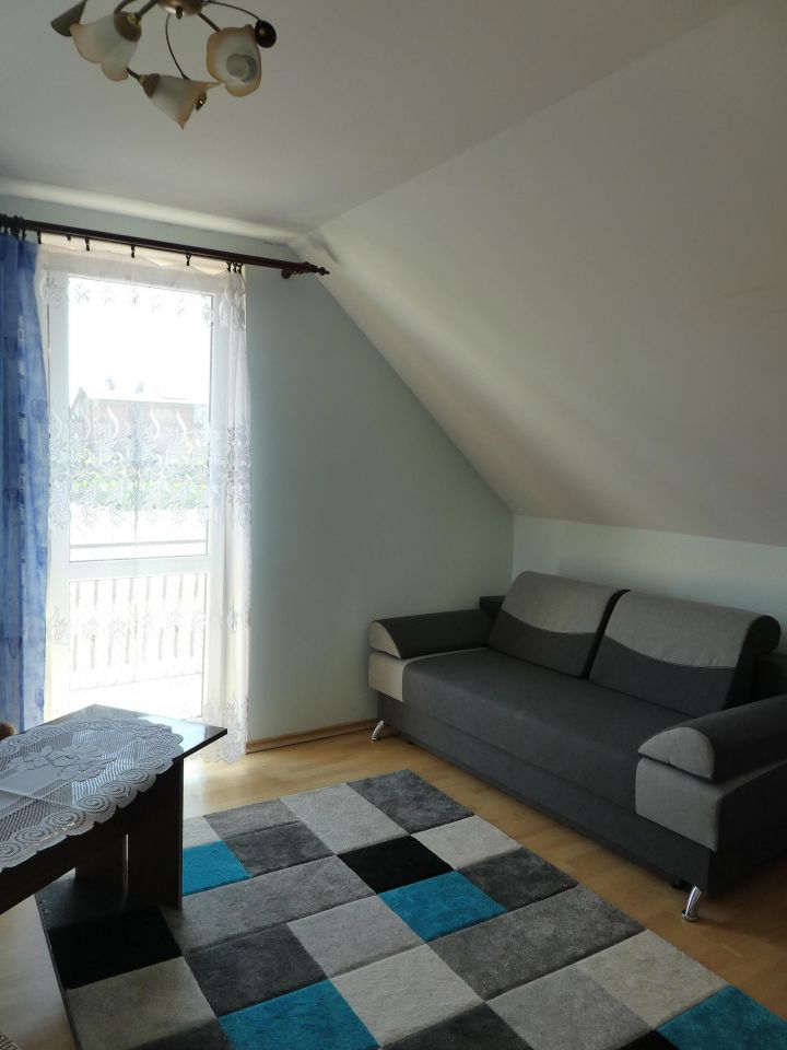 dom wolnostojący, 5 pokoi Łapczyca Podlesie. Zdjęcie 2