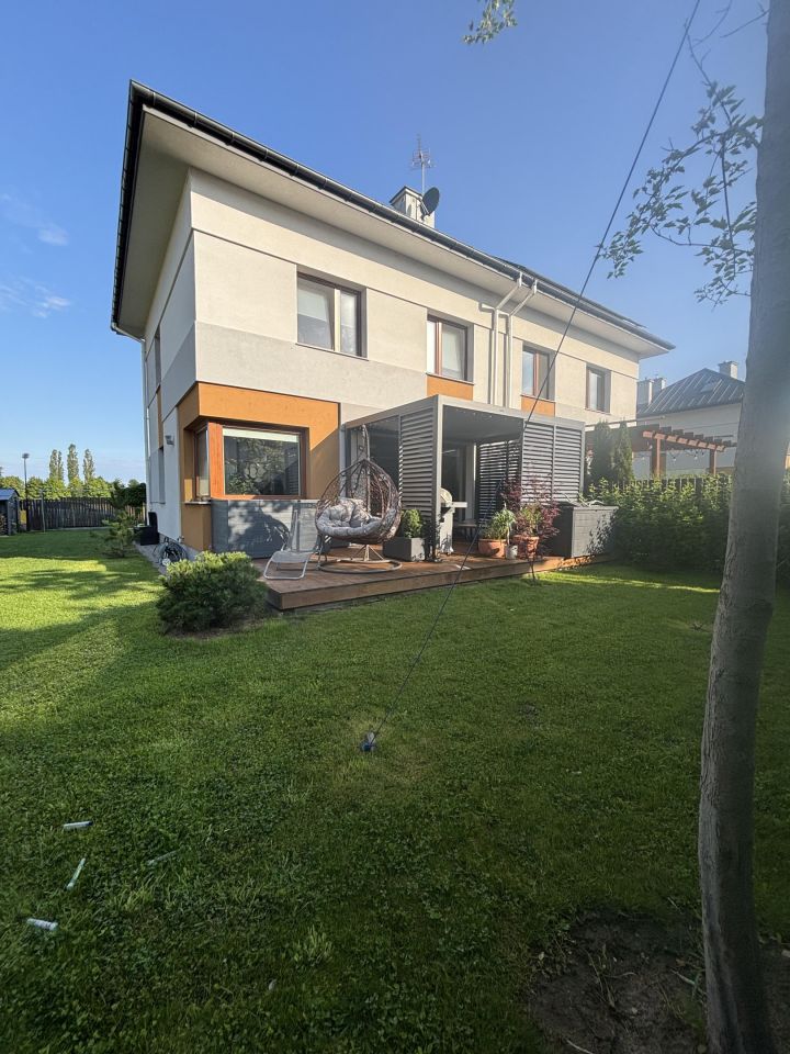 bliźniak, 6 pokoi Łomianki Dolne, ul. Kościelna Droga. Zdjęcie 16