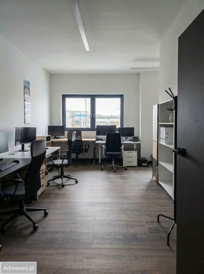 Hala/magazyn Lubań. Zdjęcie 5