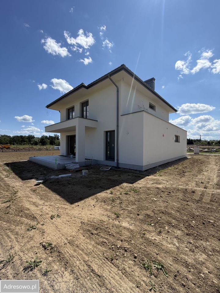 dom wolnostojący, 4 pokoje Gorlice, ul. Biecka. Zdjęcie 3
