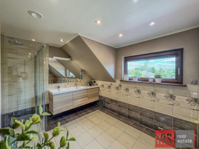 dom wolnostojący, 5 pokoi Zielona Góra Ochla, ul. Dzika. Zdjęcie 11