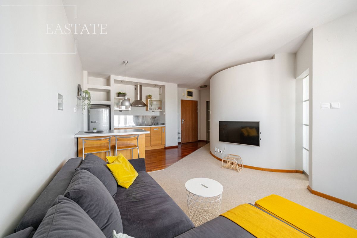 Mieszkanie 2-pokojowe Warszawa Ursus, ul. Józefa Chełmońskiego. Zdjęcie 2