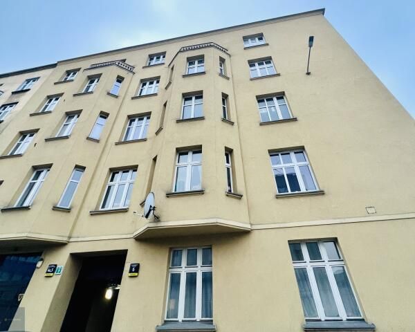 Mieszkanie 3-pokojowe Katowice Śródmieście, pl. Oddziałów Młodzieży Powstańczej. Zdjęcie 1