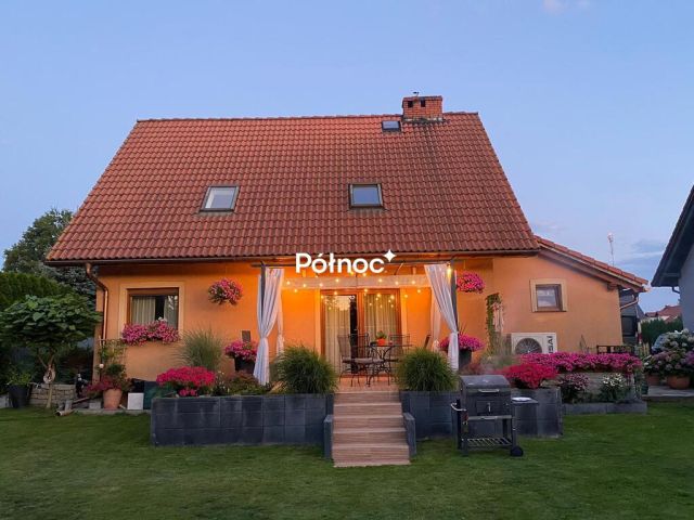 dom wolnostojący, 4 pokoje Nowogrodziec, ul. Lipowa. Zdjęcie 19