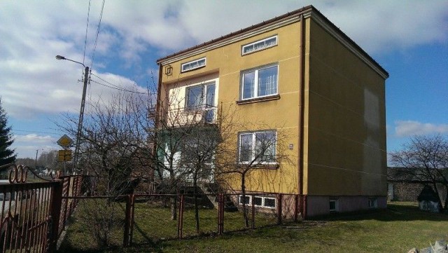 dom wolnostojący, 6 pokoi Parczew, ul. Kolejowa. Zdjęcie 1