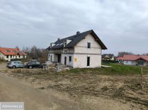 bliźniak, 8 pokoi Gniewomirowice. Zdjęcie 2