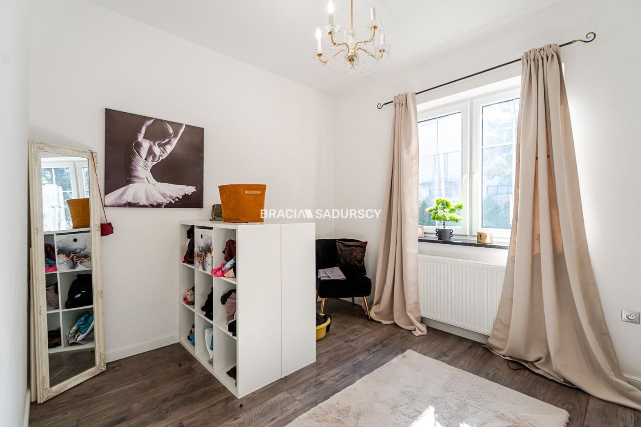 dom wolnostojący, 6 pokoi Wietrzychowice. Zdjęcie 16