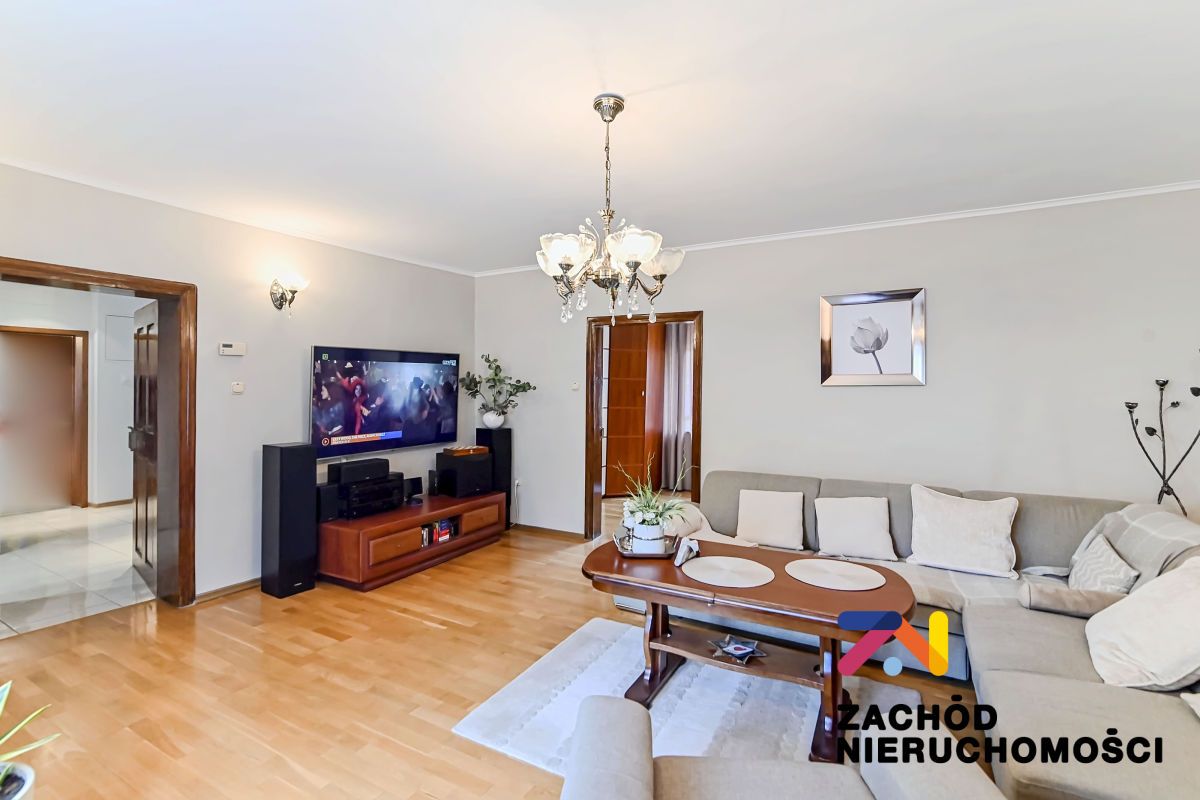 dom wolnostojący, 9 pokoi Zielona Góra Przylep. Zdjęcie 2