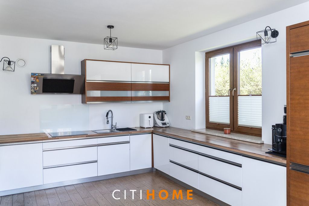 dom wolnostojący, 4 pokoje Karczew. Zdjęcie 5