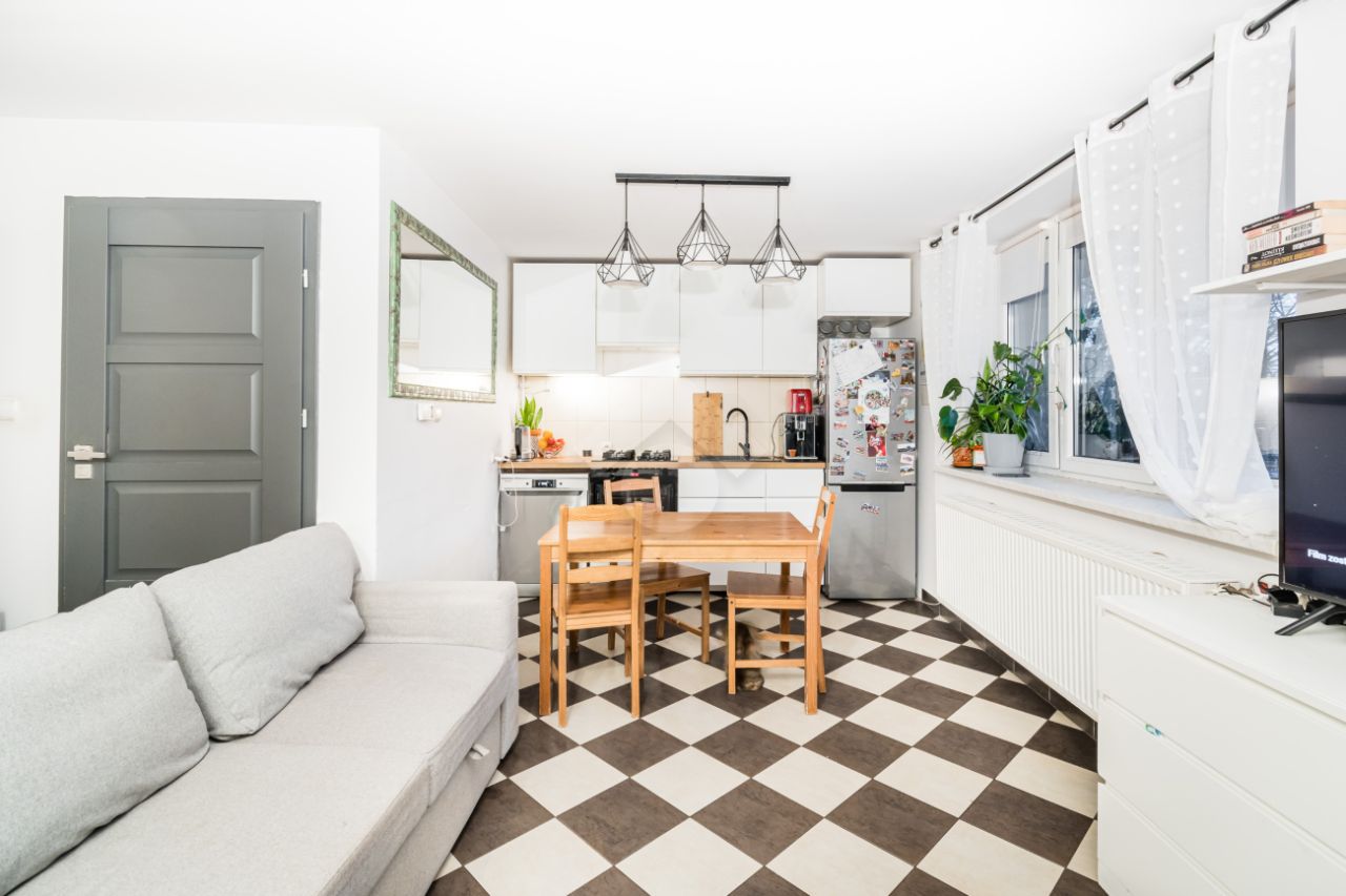 Mieszkanie 2-pokojowe Kraków Kurdwanów, ul. Jana Hallera. Zdjęcie 1