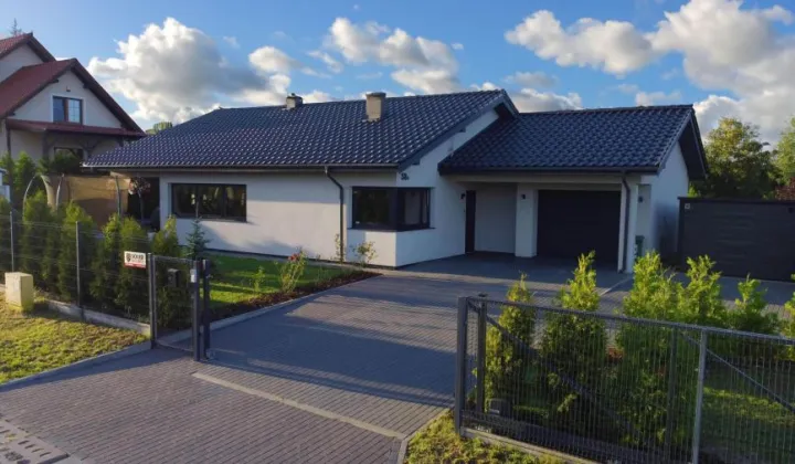 dom wolnostojący, 4 pokoje Żukczyn, ul. Gdańska