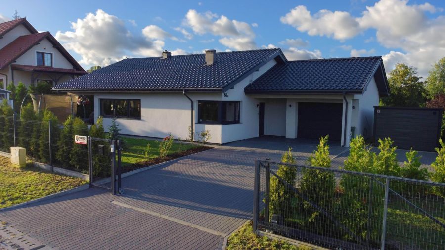 dom wolnostojący, 4 pokoje Żukczyn, ul. Gdańska