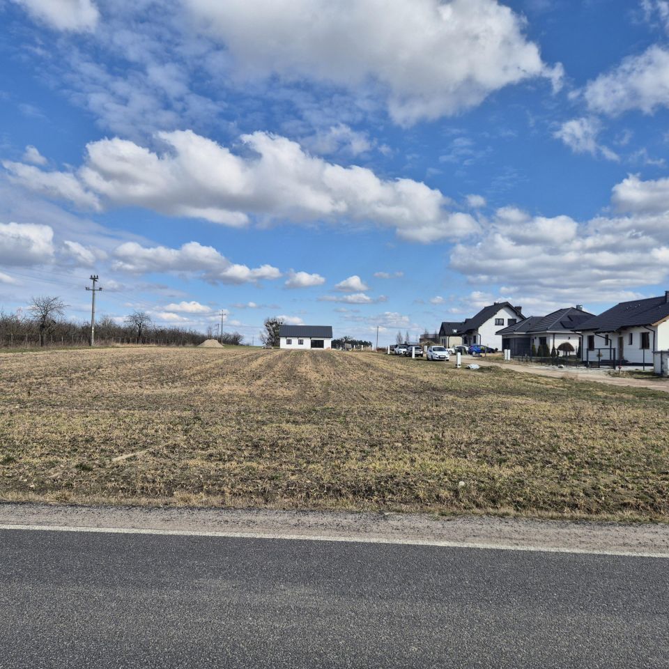 Działka budowlana Skrzynki, ul. św. Huberta. Zdjęcie 4