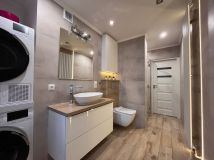 Mieszkanie 3-pokojowe Lewin Brzeski. Zdjęcie 3